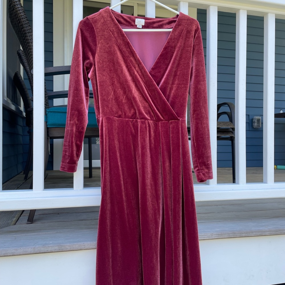 ❌SOLD❌ A New Day burgundy 3/4 sleeve velvet dress, size S - Picture 6 of 6